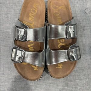 Sam Edelman sandals
Worn a couple of times. Like new